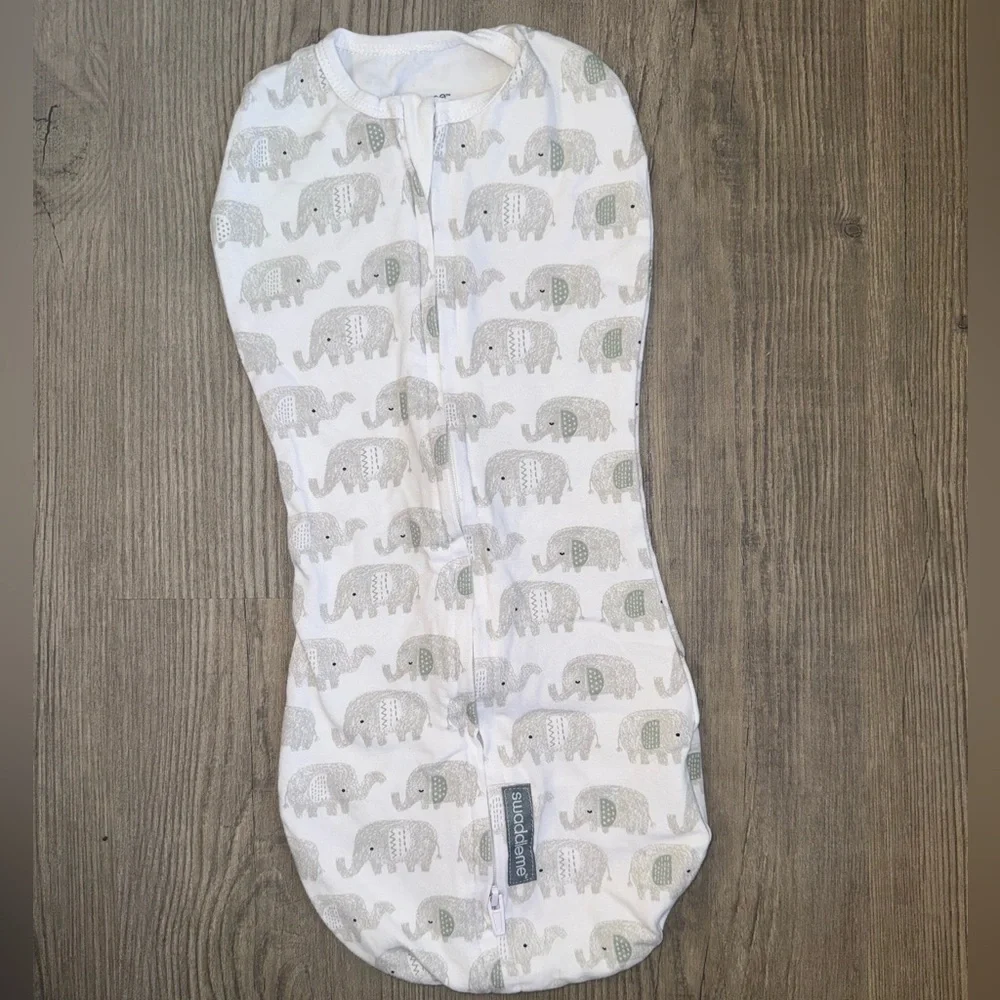 SwaddleMe Elephant Print Baby Swaddle 0-2 Month Unisex